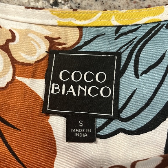 Like new Coco Bianco top - Picture 3 of 14